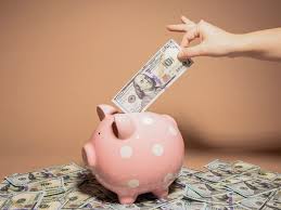 Bank money — ➔ money * * * bank money uk us noun u banking ► money held in commercial banks: Why You Should Put Your Ppp Loan Into A Separate Bank Account
