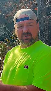 They didn't have to do Dewalt like that 😂