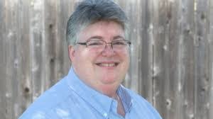 Diamond Phoenix's Instagram, Twitter & Facebook