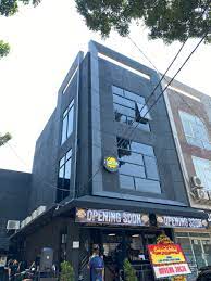 Usually the water reaches the front of the road, wrote arian arifin wardiman or as we know arian 13. On Twitter Beres Beres Terakhir Sebelum Besok Soft Opening Lawless Burgerbar Capsule Bintaro