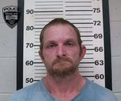 Two men in custody after escaping custody, one flees to Arkansas