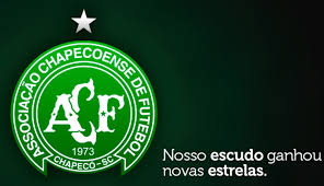 Está dedicada a todos aquellos que dedicaron su vida al club. Cambios En El Escudo Del Chapecoense Noticias Uruguay Lared21 Diario Digital