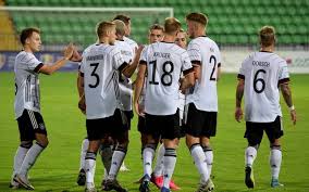 Ich denke aber, wir neigen in deutschland dazu, alles eine idee zu gut oder eine idee zu schlecht zu. U21 Nationalmannschaft Deutschland Gewinnt Gegen Moldawien 5 0