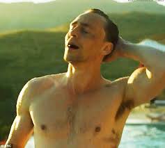 ورع سعودي يصور طيزه (ورعان). Tom Hiddleston S Sex Scenes On The Night Manager Sends Twitter Into Meltdown Daily Mail Online