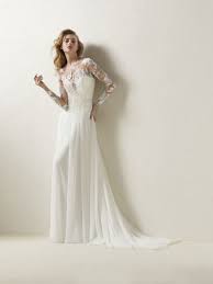 Ein gerader schnitt bis zum knie, ärmellos oder mit kurzen ärmeln. Rochie De MireasÄƒ Cu Design Drept Dresal Stili Di Abiti Da Sposa Abiti Da Sposa Moderni Abiti Da Sposa