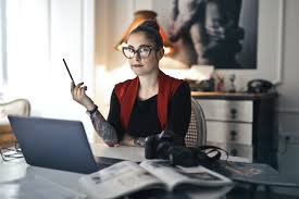 Menyajikan contoh cv (curriculum vitae) atau daftar riwayat hidup lamaran kerja terbaru yang bukan cuma baik dan benar, tapi juga kreatif untuk memikat hrd. Cara Membuat Cv Menarik Agar Dilirik Hrd Blog Bikincv