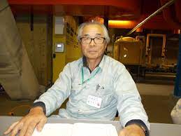 設備のリーダー原さんに聞く 4 浜松科学館は今年6月にリニューアル オープンしました 空調機器など 長寿命化工事によって一新され 最新鋭の制御装置には目を見張るものがあります こち 詳しくは http shizuoka sbm co jp 74944 p 722 fwtype p リーダー