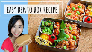 With potatoes, onions, red bell peppers, creamy vegan cheese sauce, and smoked paprika, there is no skimping on taste with this hash brown breakfast casserole. Bento Box Recipe For Kids Japanese Mom S Vegetarian Lunch Box Japanese Breakfast Youtube