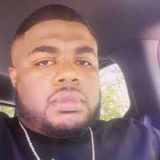 jacolby chatman على X: "@Chefbyhimself @scubaryan_ I personally dont date  young girls but where is Shannon guilty at? You saw what happen?"