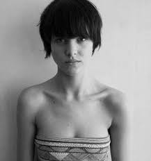 The layers around the face can bring out high cheekbones and the soft opt for a short hairstyle with a micro fringe like this if you have fine tresses and want them to look fuller. 20 Short Hair With Fringe
