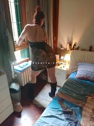 Donna cerca uomo escort Luana a Monza