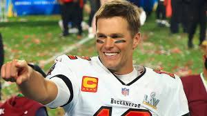 Tom brady keeps trolling aaron rodgers and bryson dechambeau ahead of their charity match. Super Bowl Sebastian Vollmer Uber Tom Brady Und Tampa Bay Buccaneers