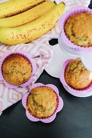 Erdnussbutter Bananen Muffins Rezept Fur Kinder Vegan Zuckerfrei Zuckerfreie Erdnussbut En 2020 Recetas Con Banana Alimentos Para Bebes Comidas Rapidas Y Sencillas