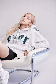 BLACKPINK's Rosé selected as model for streetwear brand '5252 by OIOI' |  allkpop
