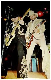 Instead, they were texans, with everything that conveyed: Classic Rock In Pics On Twitter Dusty Hill And Billy Gibbons Of Zz Top 1970s Zztop