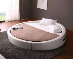 Le lit king size américain existe aussi en modèle xxl mode duo, composé de deux matelas. Pin On Chambre