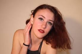 Keri Riley's Instagram, Twitter & Facebook