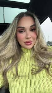 Elsie Arias's Instagram, Twitter & Facebook