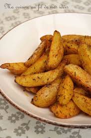 Pour Changer Des Eternelles Frites Ces Country Potatoes Accompagneront Parfaitement Les Vian Recettes De Cuisine Pomme De Terre Au Four Cuisine Et Boissons