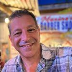 Steve Berres's Instagram, Twitter & Facebook