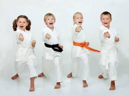 Di samping itu, seni mempertahankan diri mampu menjadi profesion di mana sebilangan besar diantaranya telah diiktiraf sebagai sukan. Hantar Anak Ke Kelas Seni Mempertahankan Diri Bantu Anak Cergas Disiplin Dan Berani May 2021 Kelabmama Malaysia