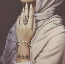 Best Black Mehndi Designs Our Top 40 Black Henna Picks Henna Tattoo Hand Henna Tattoo Designs Tattoos