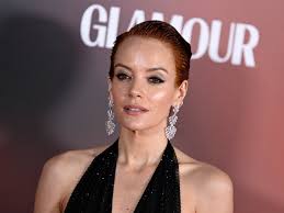 Lily Allen says she will fly first class while her children sit in economy 