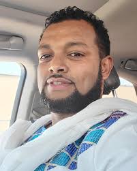 አዲሱ አመት ጦርነት የሚያበቃበት፣ በሀገራቸው በስደት እና ጭፍጨፋ ላይ ያሉ ፍትህ የሚያገኙበት ሁሉም ኢትዮጵያዊ በሰላም  የሚኖርባትን ኢትዮጵያን ፈጣሪ እዲሰጠን እፀልያለሁ፣ እመኛለሁ። #Ethiopiannewyear2015