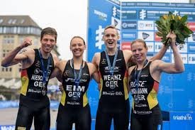 Also, the triathlon at the youth olympic games has a mixed relay race since 2010, and the event will be introduced at the 2020 summer olympics. Weltmeisterschaft Im Mixed Relay Auch 2020 In Hamburg Deutsche Triathlon Union