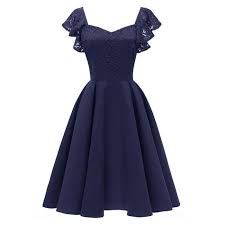 Cette robe présente un décolleté en v avec une jolie petite fleur sur l'une de ses bretelles. Robe De Ceremonie Soiree Mi Longue Dentelle Couleur Unie Plisee Bleu Cdiscount Pret A Porter