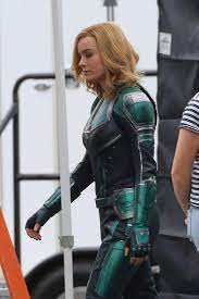 brie larson back on the set of captain marvel ディズニー マーベル初の戦うヒロイン映画 キャプテン マーベル の仕上げの撮影がスタートしたブリー ラーソン マーベル 映画 キャプテン