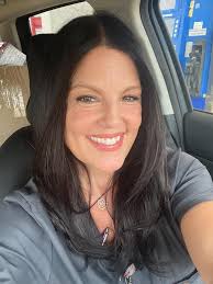 Kimberly Laser (@kimberly.Laser33)