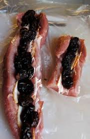 Filet Mignon Aux Pruneaux Et Au Lard Un Plat Du Terroir Qui En Jette Recettes De Cuisine Cuisine Et Boissons Recette