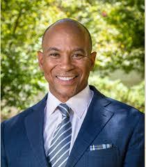 Willie Caston's Instagram, Twitter & Facebook