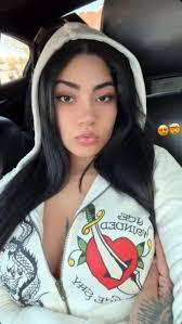 Positive Quotes updated their cover photo.