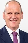 Neu in den vorstand hat ullrich wird am 1. Chefvolkswirt Wird Vorstand Der Dz Privatbank Finanzprofis 25 09 2020 Fonds Professionell