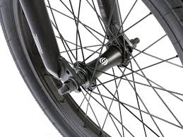 Matte black is sultry, sophisticated, flattering and timeless. Wethepeople Crs 18 2021 Bmx Bike 18 Inch Matte Black Kunstform Bmx Shop Mailorder Worldwide Shipping