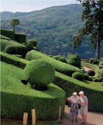 Surreal Views Of The Marqueyssac Topiary Gardens Photographed By Philippe Jarrigeon Topiary Garden Beautiful Gardens Topiary