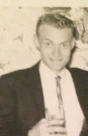 Bill Everett's Instagram, Twitter & Facebook