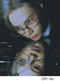 The theme of the Veil concert tour is "Hypocrisy and Taboo Behind the  Veil". 🩵 "Veil": structure and meaning 1. Concept Photo (WET Ver.) Blue  light, water and a cross are the