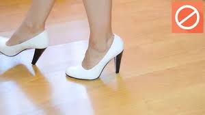 Fixation percutanée à vis pour talon cassé: 3 Manieres De Marcher Avec Des Talons Hauts Wikihow