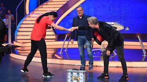 Trinkspiele haben edin und wincent definitiv drauf! Schlag Den Star 2021 Folge 3 Wincent Weiss Vs Edin Hasanovic Teil 1