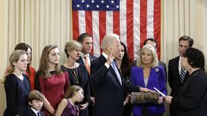Ganz anders als die trumps vor drei jahren. Joe Biden Hat Die Us Wahl Gewonnen Wer Ist Die Familie Biden Politik Stuttgarter Nachrichten