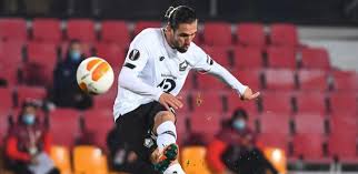 Bu sezon attığı gollerden sonra kollarını havaya açan yusuf, neden bu hareketi seçtiğini şu sözlerle anlattı Yusuf Yazici Uefa Avrupa Ligi Nde Haftanin Futbolcusu Secildi Son Dakika Avrupadan Futbol Haberleri