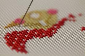 Point de croix tendance pour2021. Comment Debuter La Broderie Grace Au Point De Croix