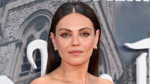 Garth Brooks Faces 'Horrible' Backlash After Performance With Wife Trisha  Yearwood