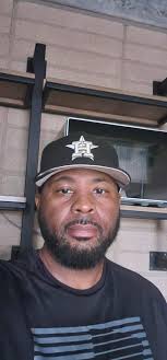 Here in medellin trying to find my way around any food or tourist  suggestions