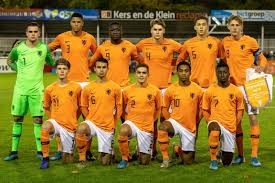 Check this player last stats: Ajax Domineert Selectie Oranje Onder 19 Liefst Dertien Spelers Opgeroepen Voetbal International