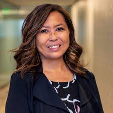 Kerri Griswold's Instagram, Twitter & Facebook