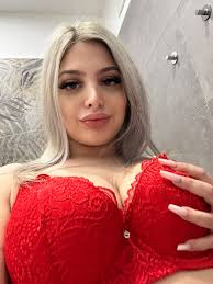 OnlyFans model evanasti - pornpic.com
